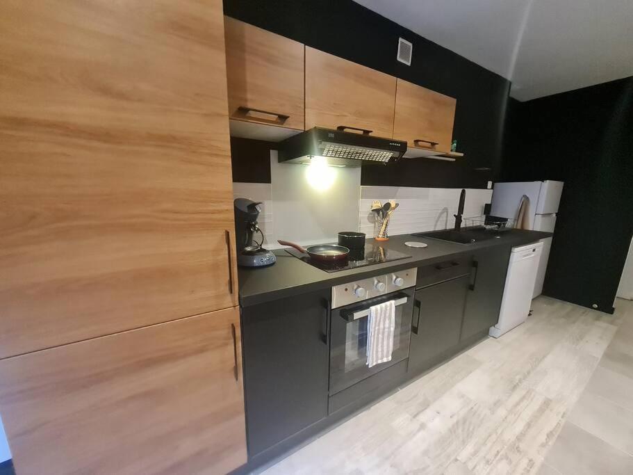 Appartement L'Escale Charliendine à Charlieu Extérieur photo